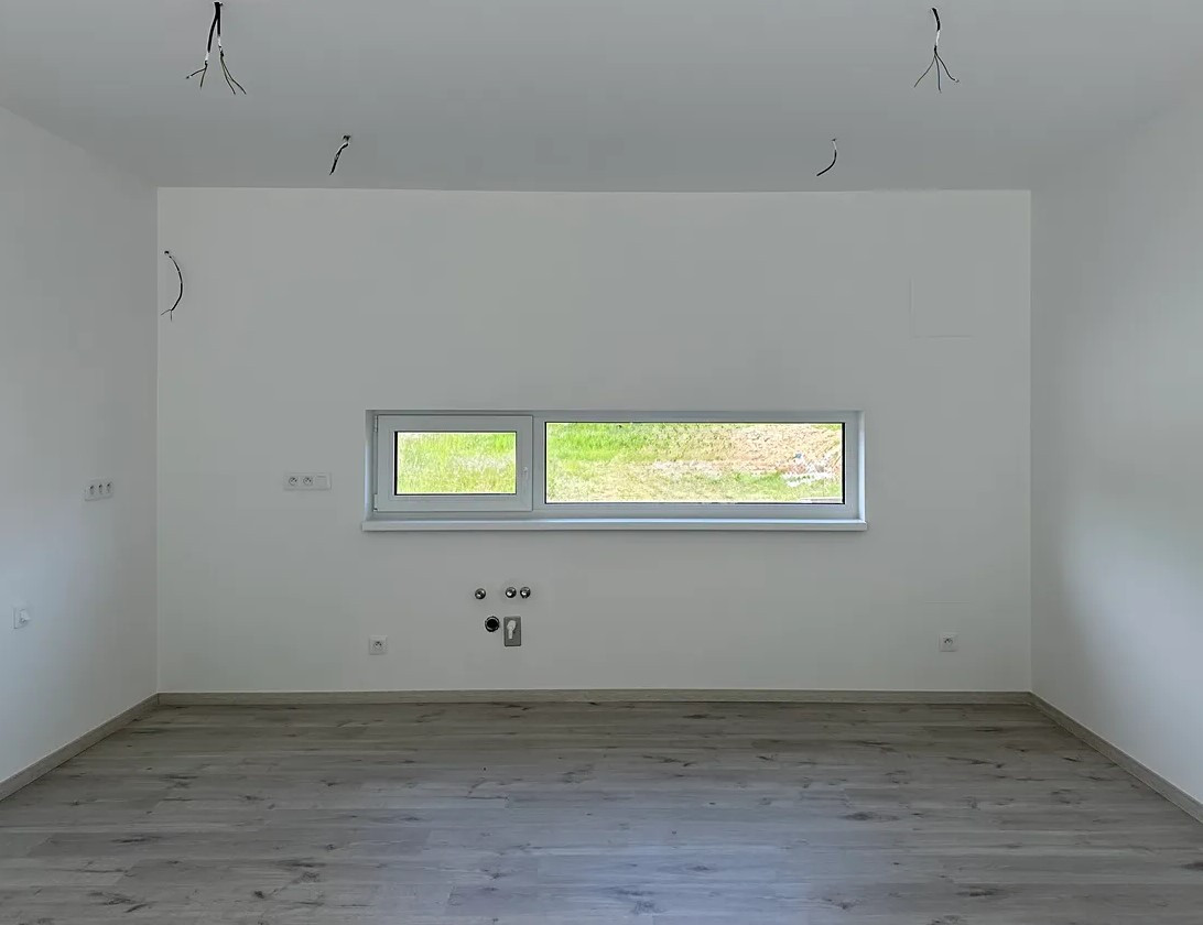 8635_png.jpg